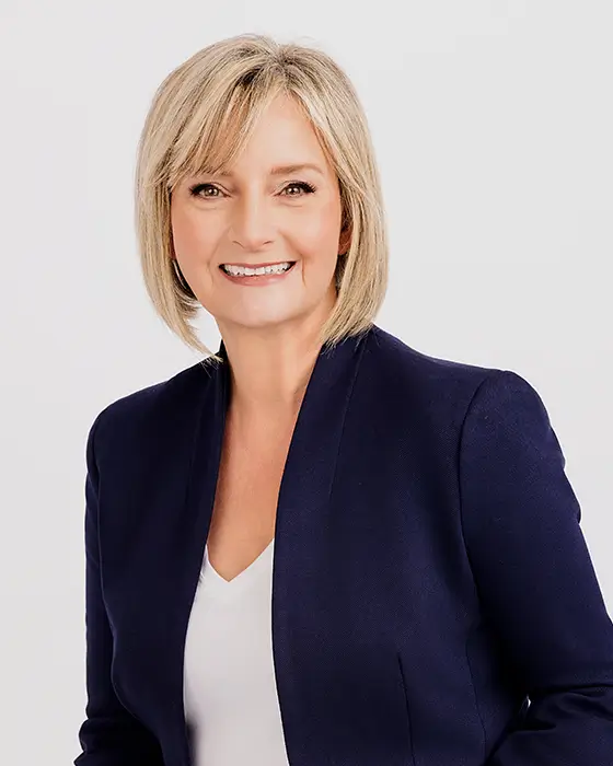Lisa Larter - Instructor of AI Driven Marketing Made Easy - AI Agents